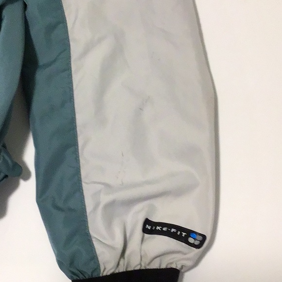 Vintage Nike NYC Marathon jacket 1998 98 - Picture 9 of 9